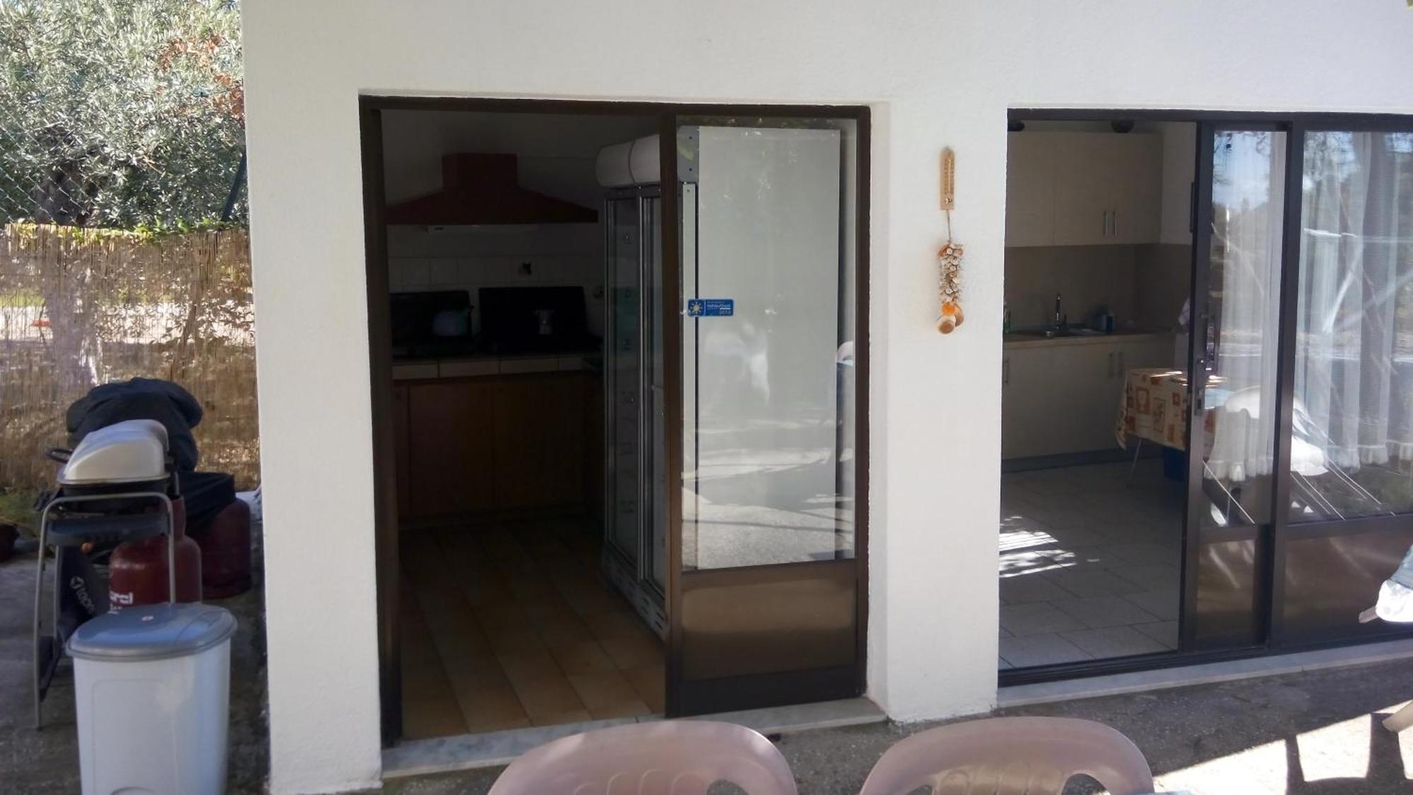 Gorgona Rooms Aliki  Exterior photo