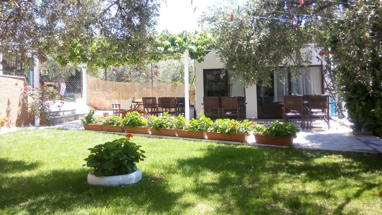 Gorgona Rooms Aliki  Exterior photo