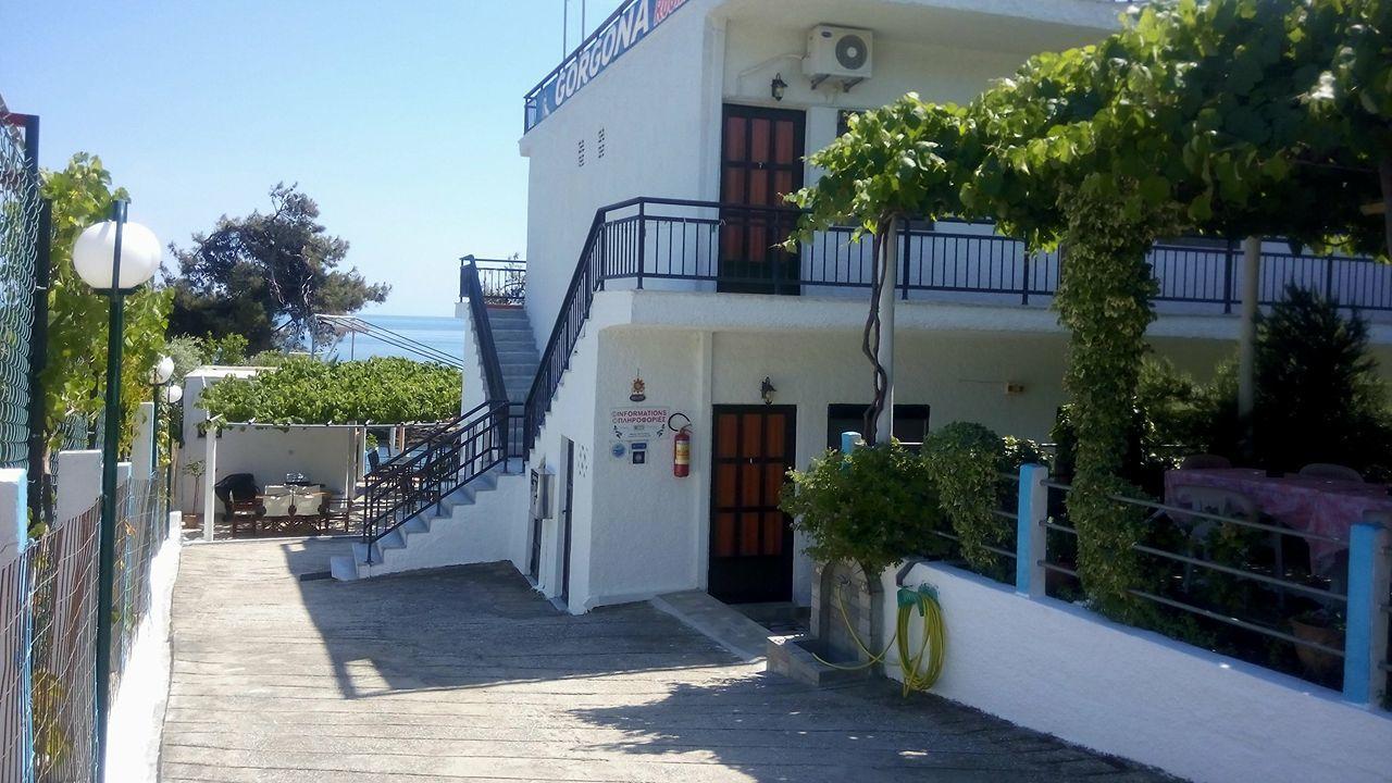 Gorgona Rooms Aliki  Exterior photo